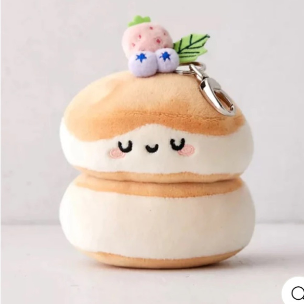 Smoko Soufflé Pancake Mochis Plush Keychain